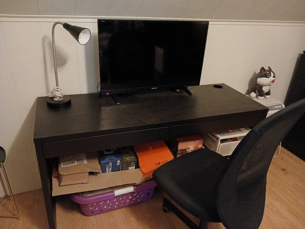 Zwart bureau met bureastoel, Huis en Inrichting, Bureaus, Ophalen, Gebruikt, IKEA, Zwart