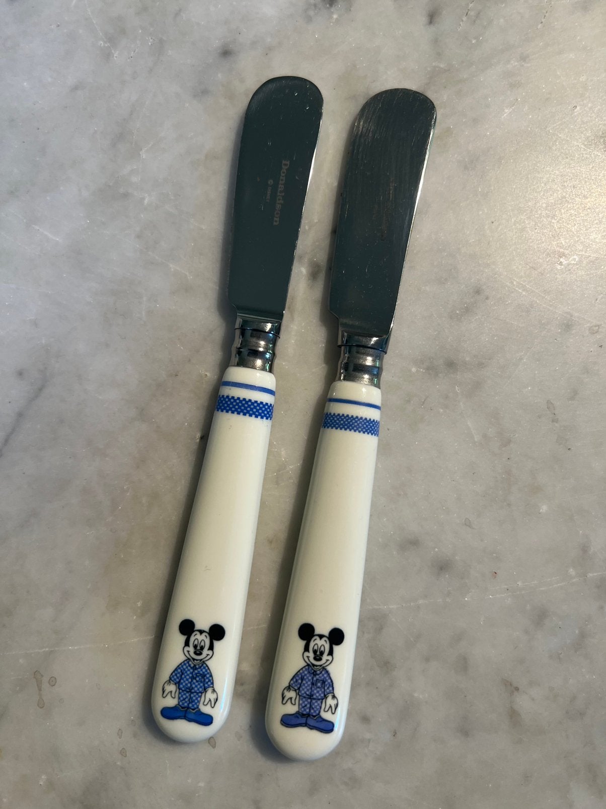 Ensemble de deux couteaux à beurre Donaldson (Disney), Collections, Disney, Neuf, Mickey Mouse, Enlèvement