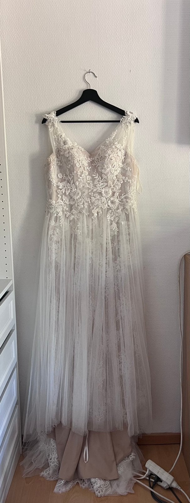 bruidsjurk Casablanca Bridal Sierra  + Poirier sluier, Vêtements | Femmes, Vêtements de mariage & Accessoires de mariage, Enlèvement