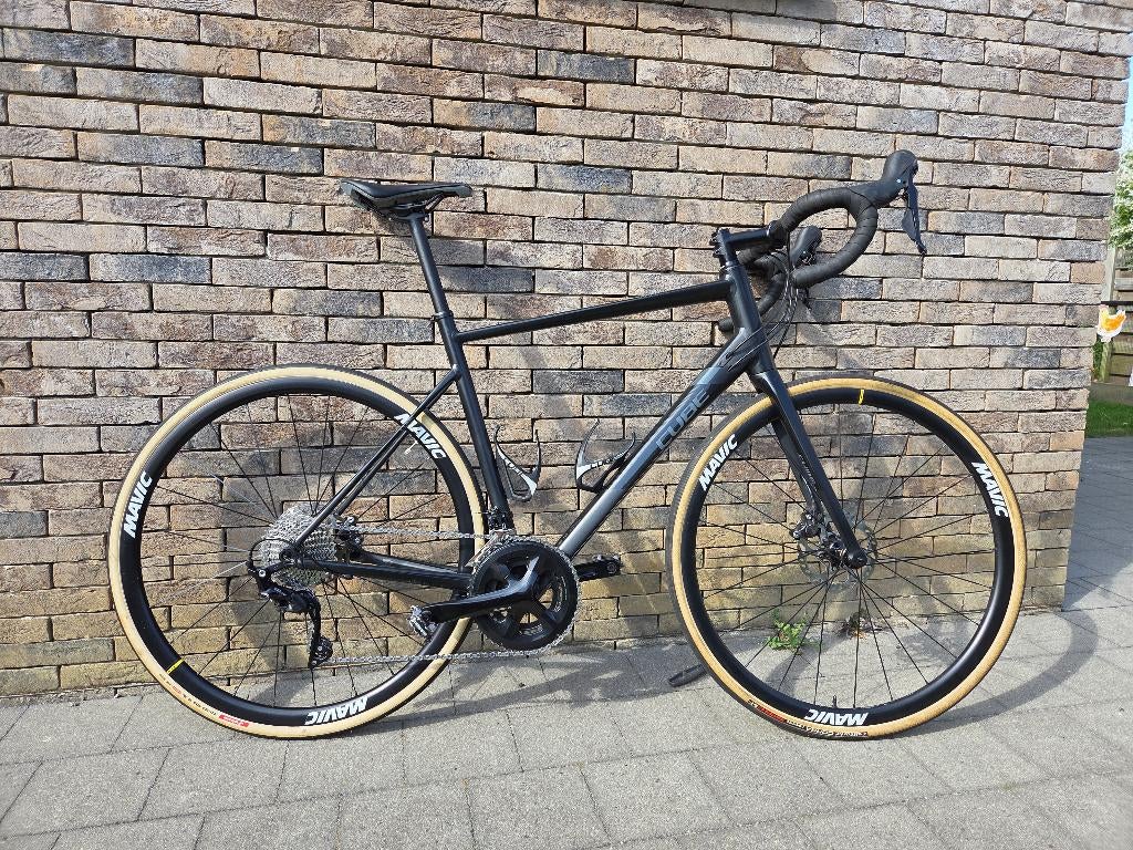 Cube Attain SL, 28 inch, Gebruikt, Heren, Aluminium