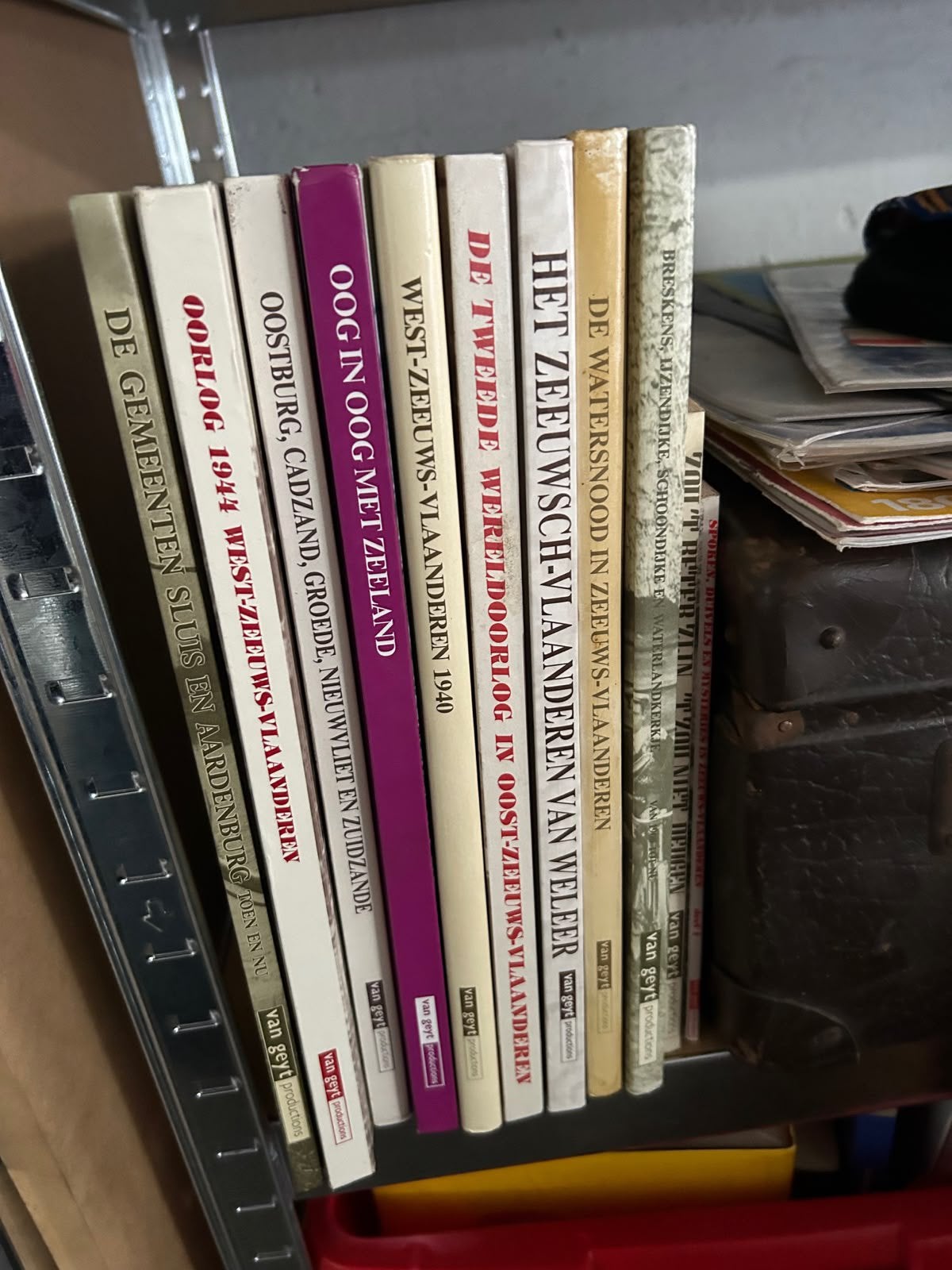 11 boeken van geyt productions, Boeken, Ophalen, Gelezen