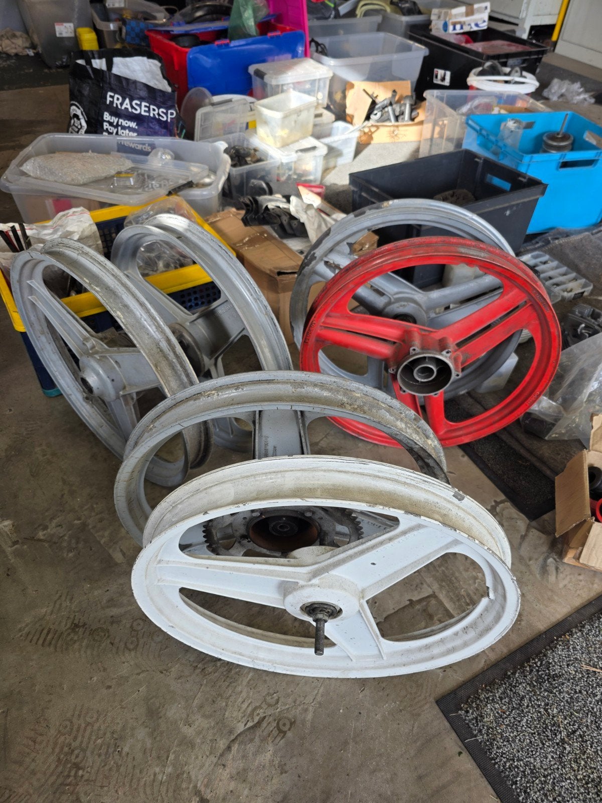 à vendre jantes peugeot 103 spx et rcx, Enlèvement