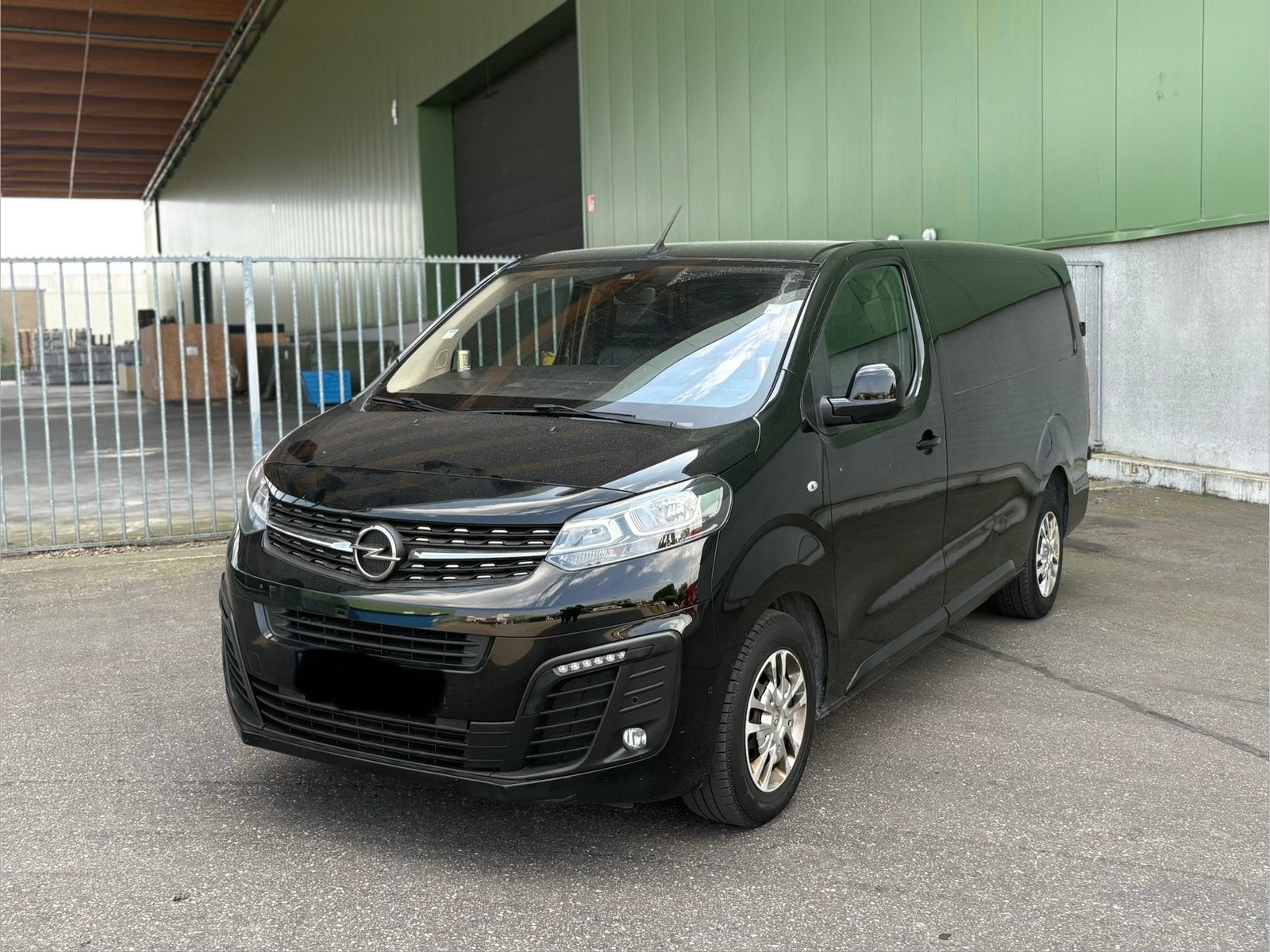 Opel vivaro 2020 L2 2.0d euro6d, Auto's, Bestelwagens en Lichte vracht, Particulier, Te koop