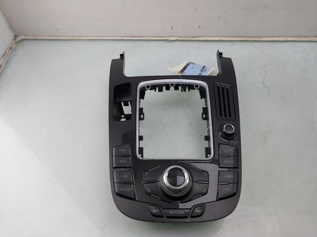 PANNEAU DE COMMANDE RADIO Audi A4 (B8) (01-2007/12-2015), Utilisé, Audi