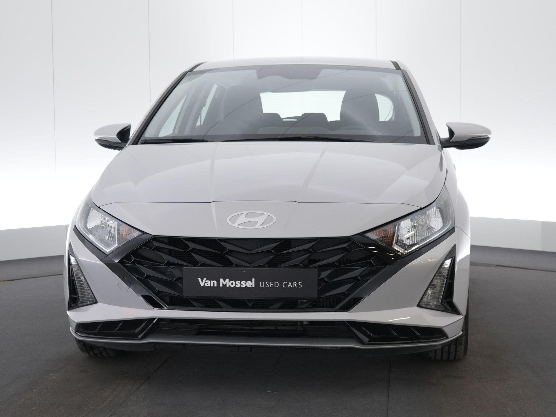 Hyundai i20 1.0 T-GDi 74kW Twist, Autos, Hyundai, Argent ou Gris, https://public.car-pass.be/vhr/1141bb43-aaa2-4f91-867d-f977026e5356