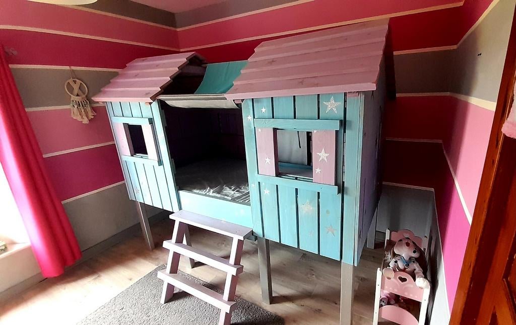 Lit cabane enfant, Enlèvement