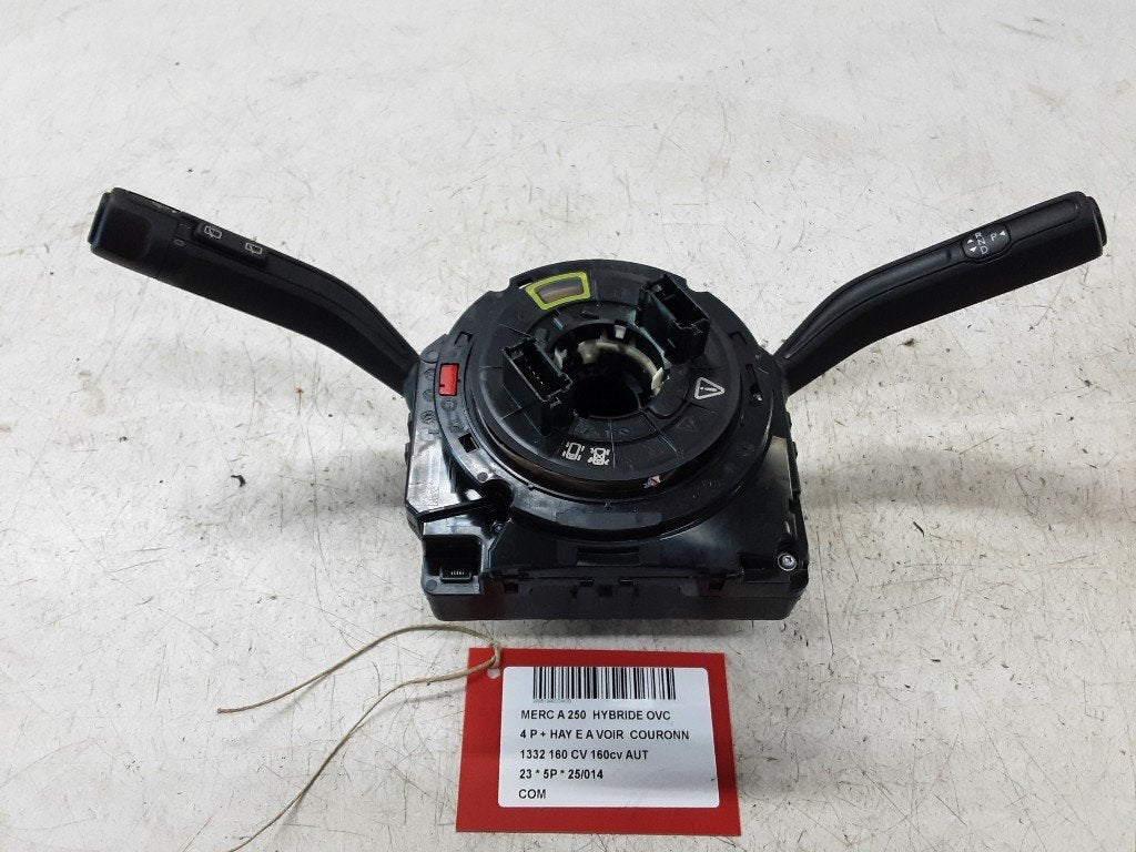 COMMUTATEUR Mercedes-Benz A (177.0) (01-2018/12-2026), Mercedes-Benz, Mevr. I. Hauben, Utilisé, Rue de l'Espoir 34 34
4030  GRIVEGNÉE, BE