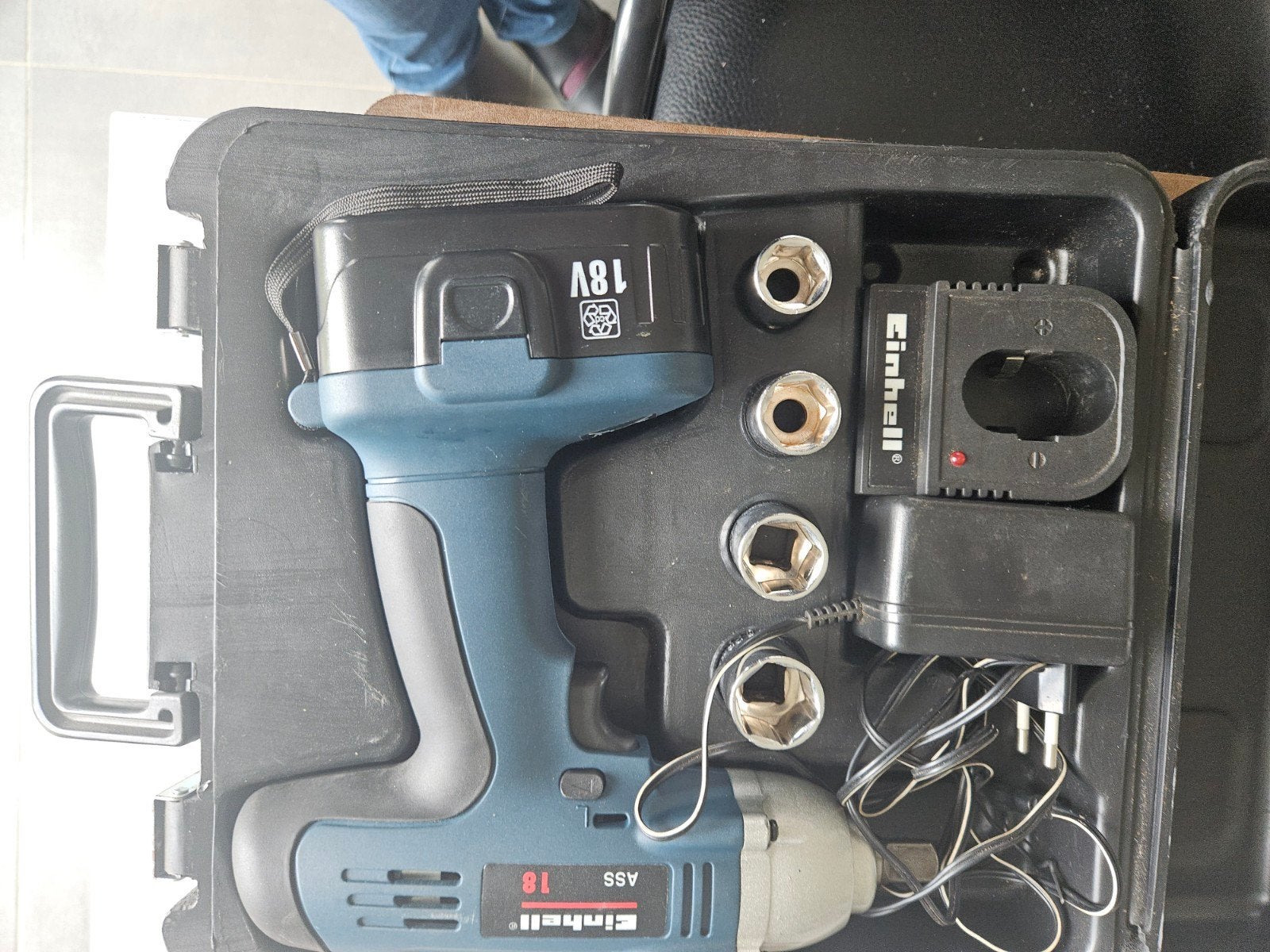 bouloneuse sur batterie 18v, Enlèvement ou Envoi, Utilisé