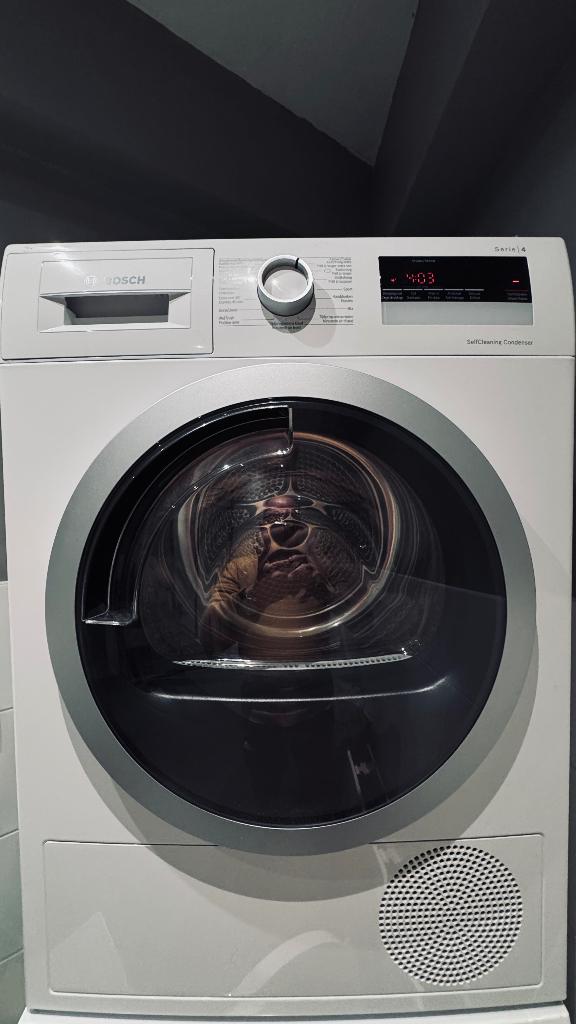 séchoir bosch Serie 4 REF  WTM85263FG, 6 à 8 kg, 85 à 90 cm, Classe énergétique A ou plus économe, Comme neuf