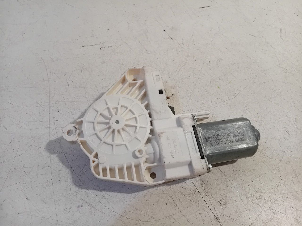 Motor raammechaniek elektrisch links voor Audi S4, Autos : Pièces & Accessoires, Onderdelen@venauto.nl, Van der Ven Autorecycling B.V.