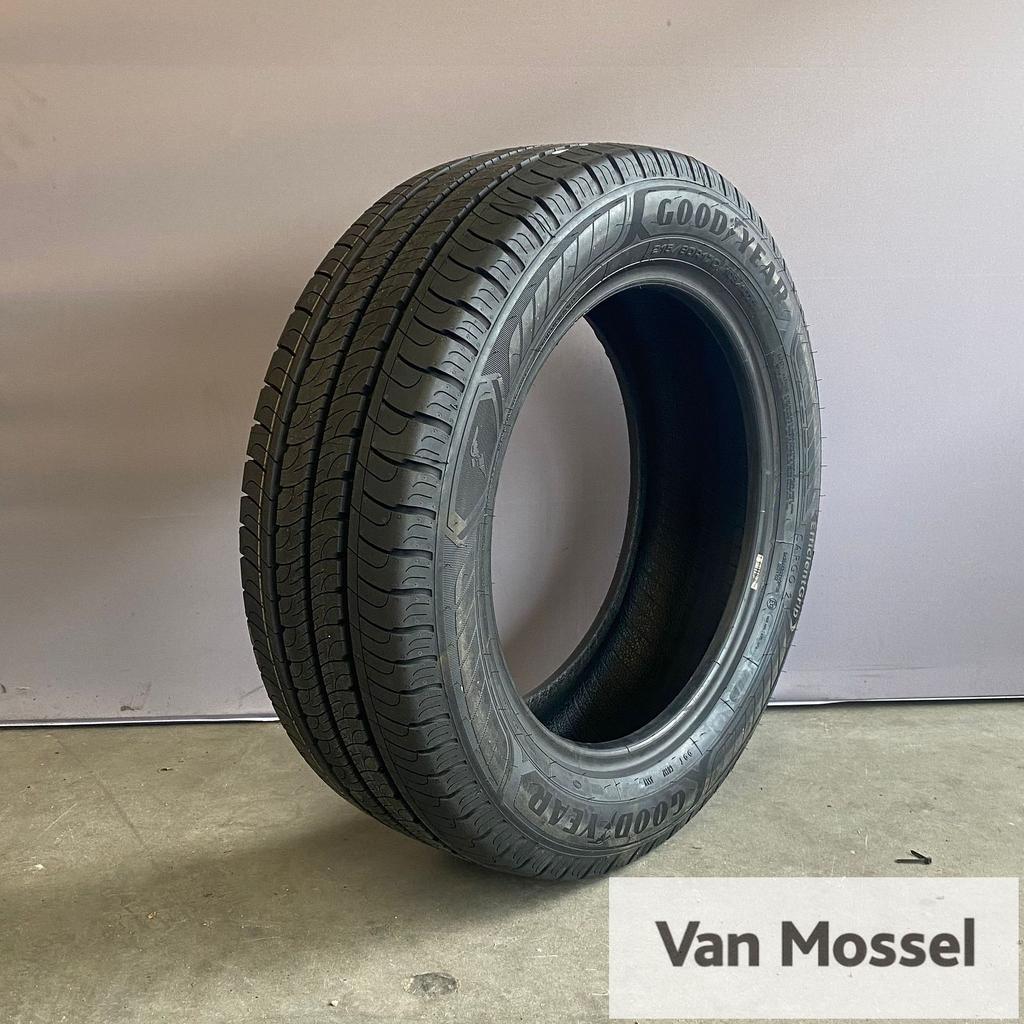Goodyear Efficient Grip Cargo 2 215/60/R17C 109/107T, 215 mm, Pneus été, Utilisé, -