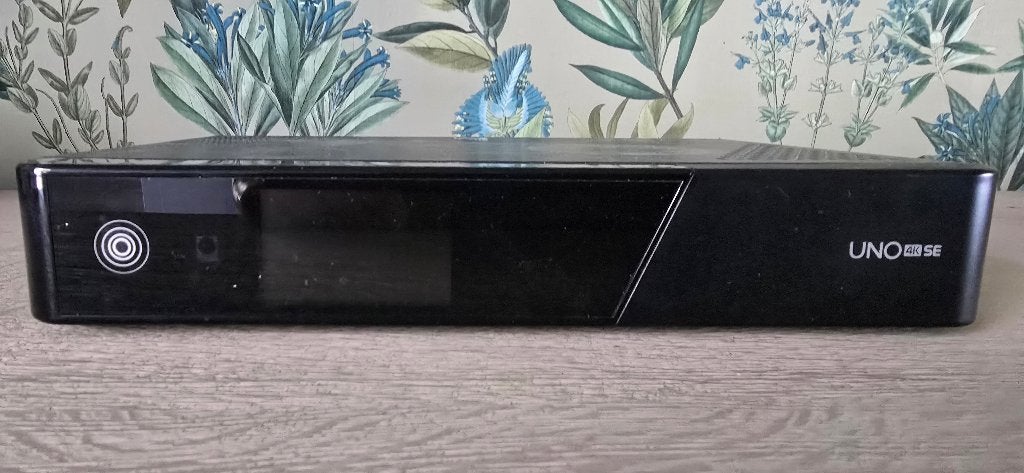Premium Sateliet HD 4K ontvanger, Audio, Tv en Foto, Ophalen, Zo goed als nieuw, (Schotel)antenne-accessoires, Overige merken