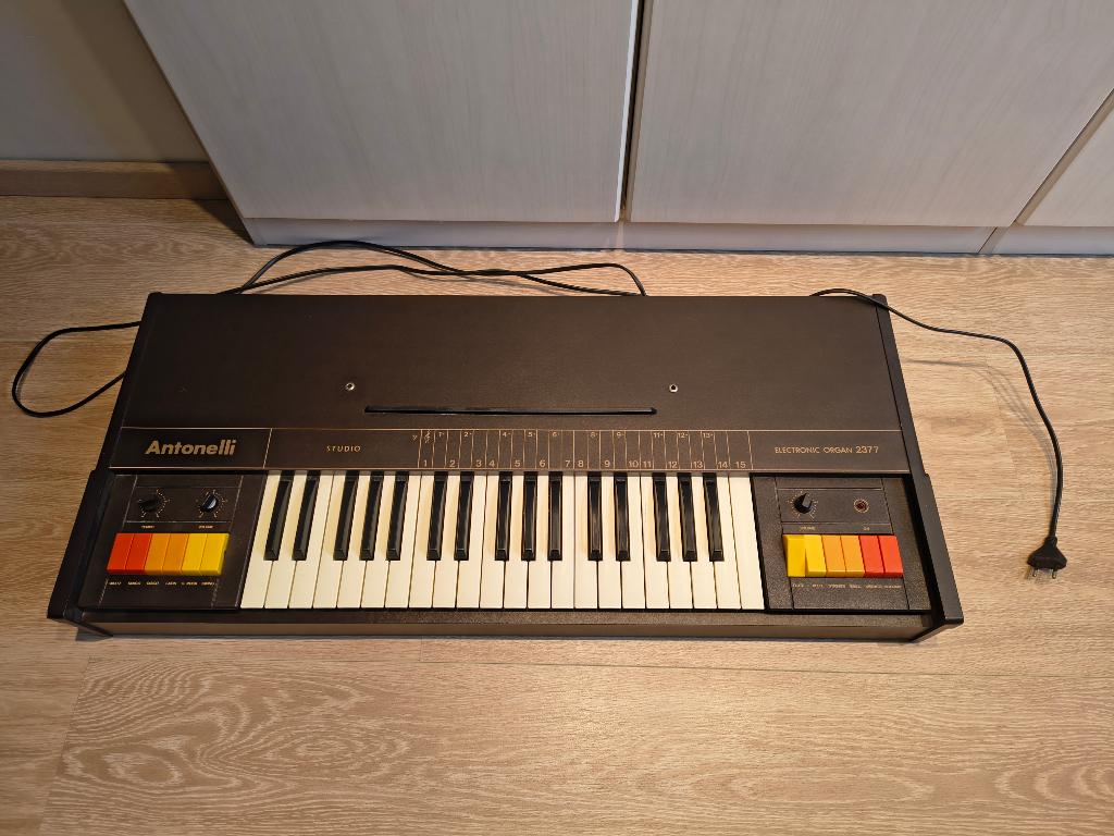 Antonelli Studio Electronic Organ 2377, Muziek en Instrumenten, Orgels, Ophalen of Verzenden, Gebruikt, 1 klavier, Orgel