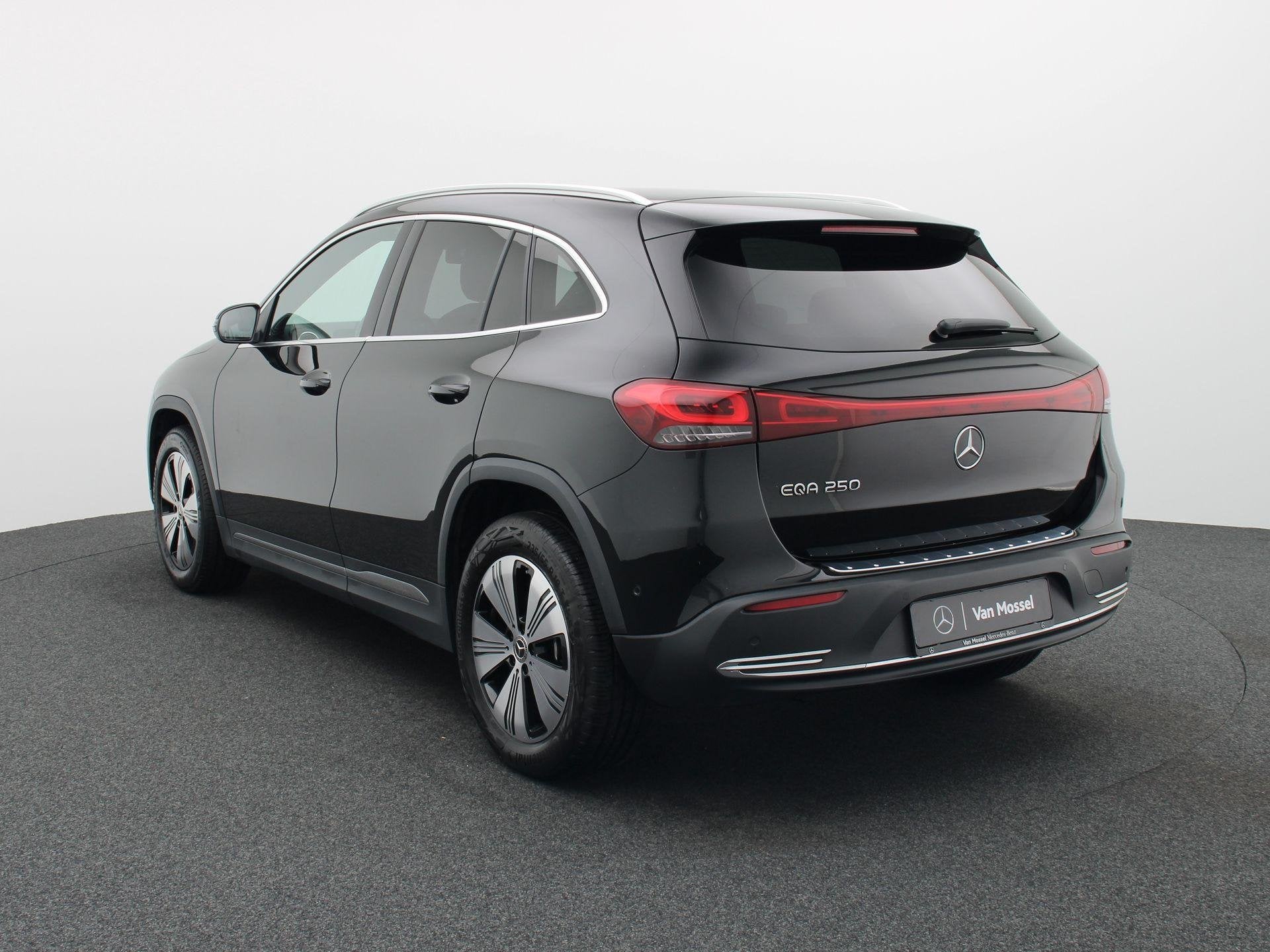 Mercedes-Benz EQA 250 Business Line, Auto's, Dealer onderhouden, Stof, Gebruikt, Zwart