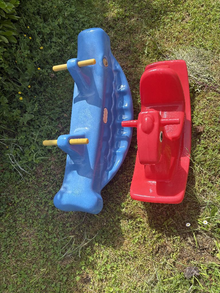 Lot Little Tikes – baleine à bascule + cheval à bascule, Enfants & Bébés, Jouets | Jouets a bascule, Utilisé, Enlèvement