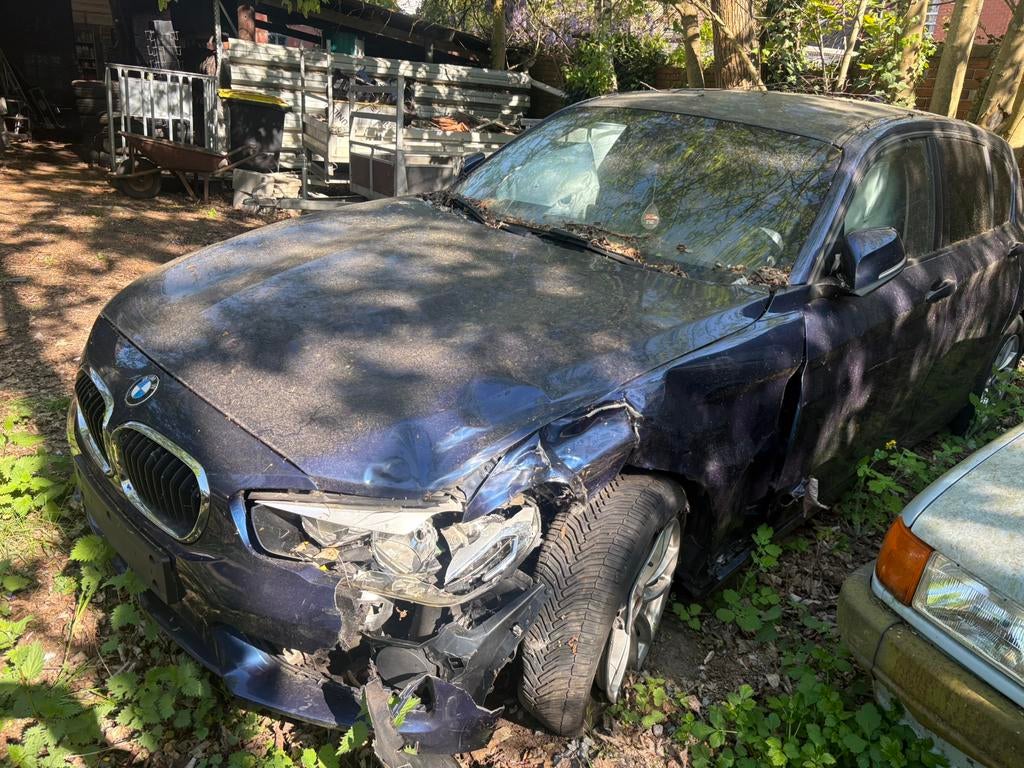 Bmw 116d accidenter pour export euro 6b, Autos, BMW, Achat, Euro 6, Entreprise, Série 1