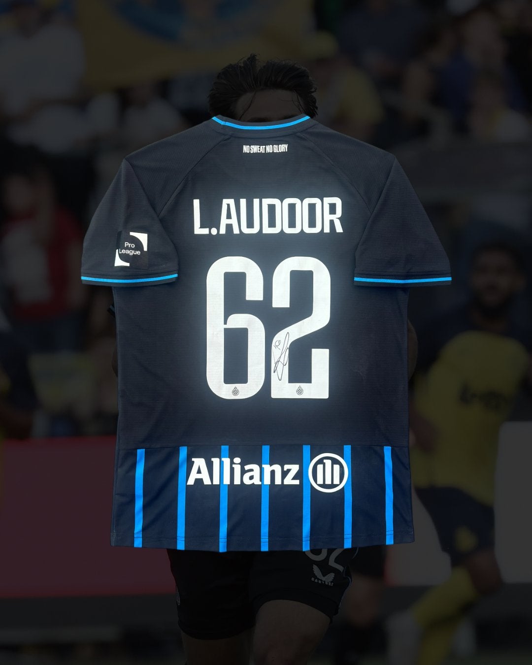 Matchworn en gesigneerd shirt Lynnt Audoor Club Brugge, Verzamelen, Sportartikelen en Voetbal, Ophalen of Verzenden, Gebruikt