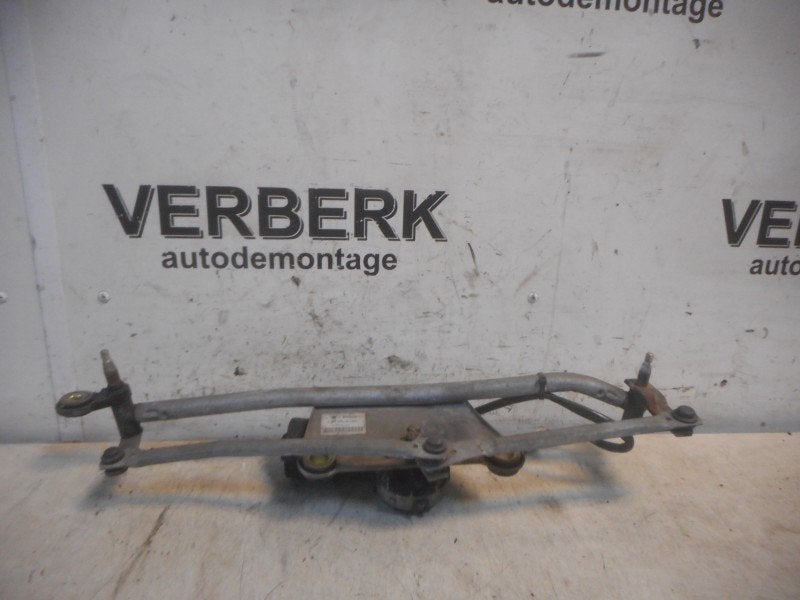 RUITENWISSER MECH + MOTOR Xantia (X1 / 2) (3397020321), Robert Bosch AG, Gebruikt, Citroën, Robert-Bosch-Allee 1
74232  Abstatt, DE
