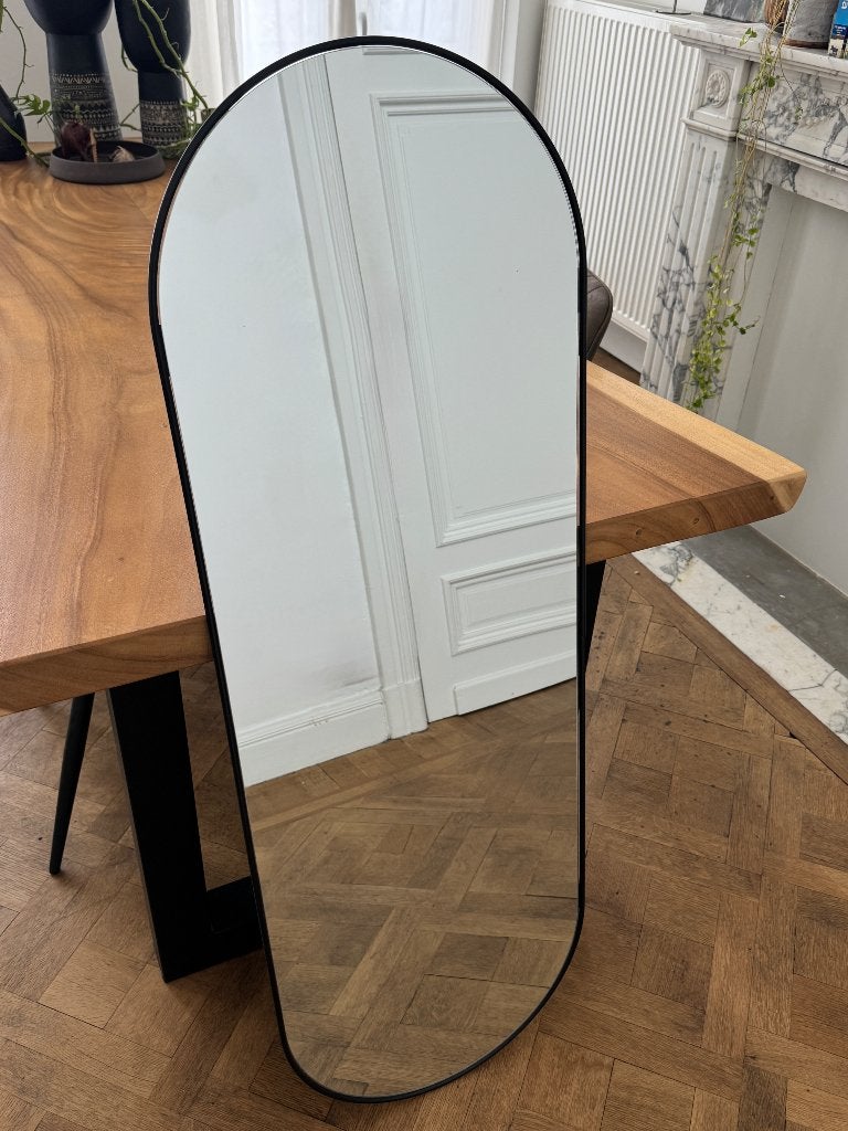 Ovale mooie spiegel, Huis en Inrichting, Woonaccessoires | Spiegels, Ophalen, Minder dan 50 cm, 100 tot 150 cm, Zo goed als nieuw