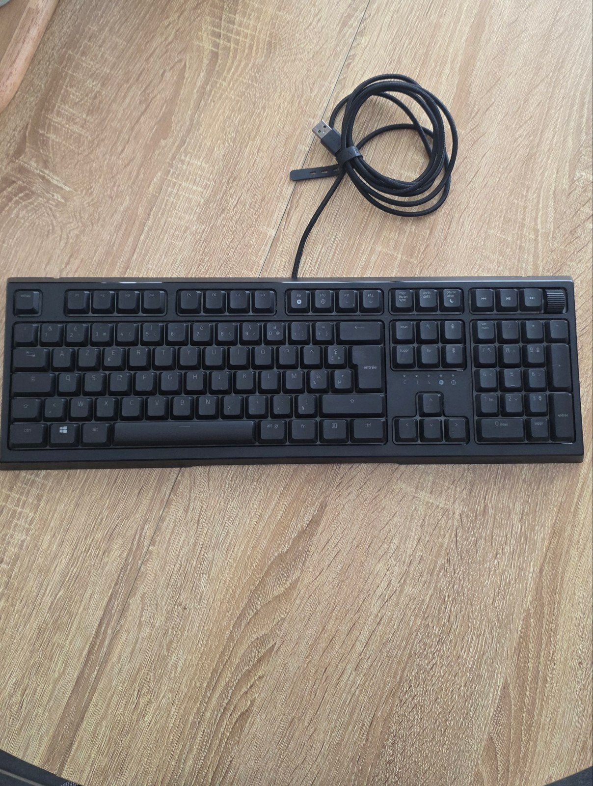 Clavier Razer ORNATA V2 RZ03-338, Informatique & Logiciels, Neuf, Clavier gamer, Azerty, Enlèvement