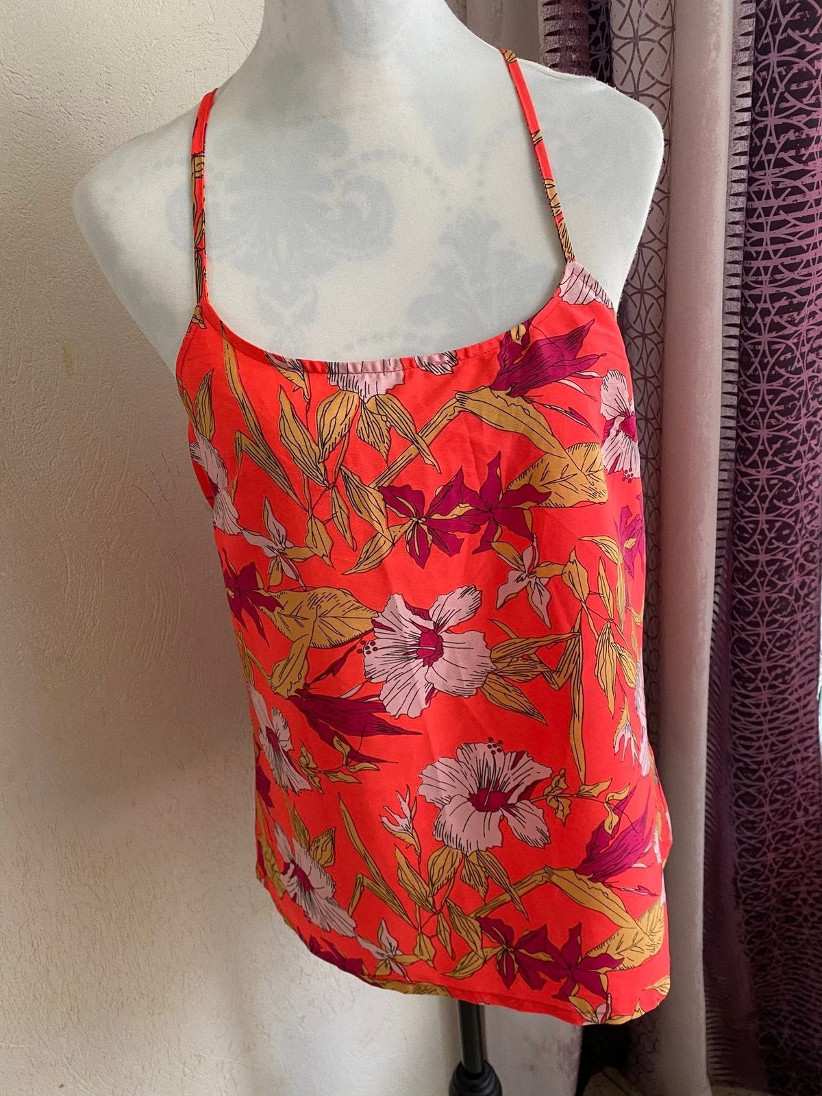 Golddigga top met bloemenprint — maat 38 (UK 10), Kleding | Dames, Topjes, Ophalen of Verzenden, Zo goed als nieuw
