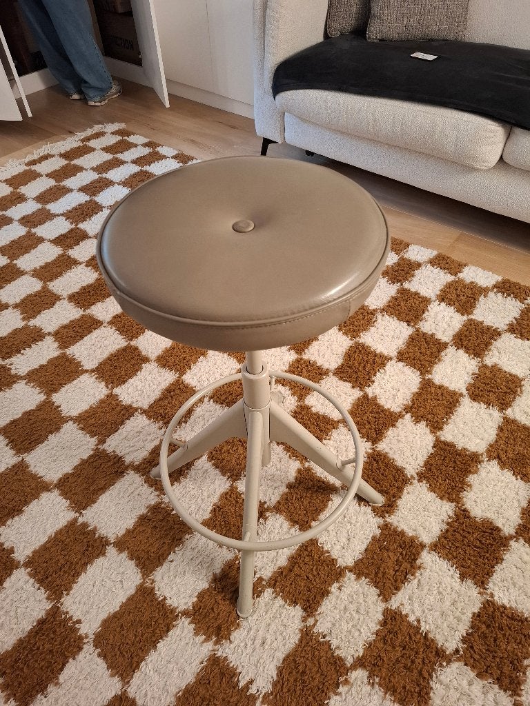 Tabouret assis/debout Ikea cuir beige impeccable, Ophalen, In hoogte verstelbaar, Zo goed als nieuw, Overige materialen