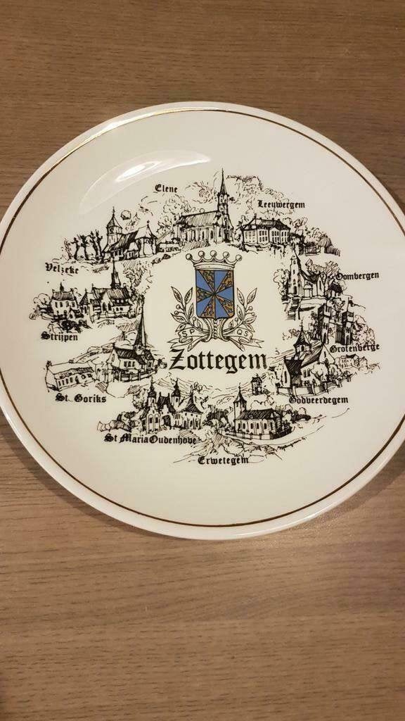 sierbord deelgemeenten Zottegem, Antiek en Kunst, Ophalen