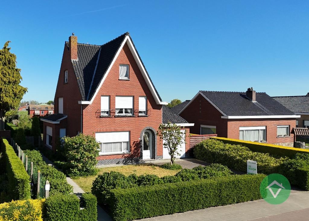 Alleenstaande woning met 3 slaapkamers en garage te Ichtegem, Immo, 500 tot 1000 m², 153 m², Vrijstaande woning, Provincie West-Vlaanderen