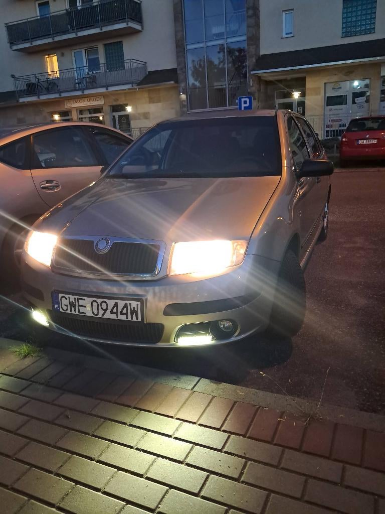 Skoda Fabia 1.2 HTP, Auto's, Voorwielaandrijving, Monovolume, Zwart, Overige kleuren