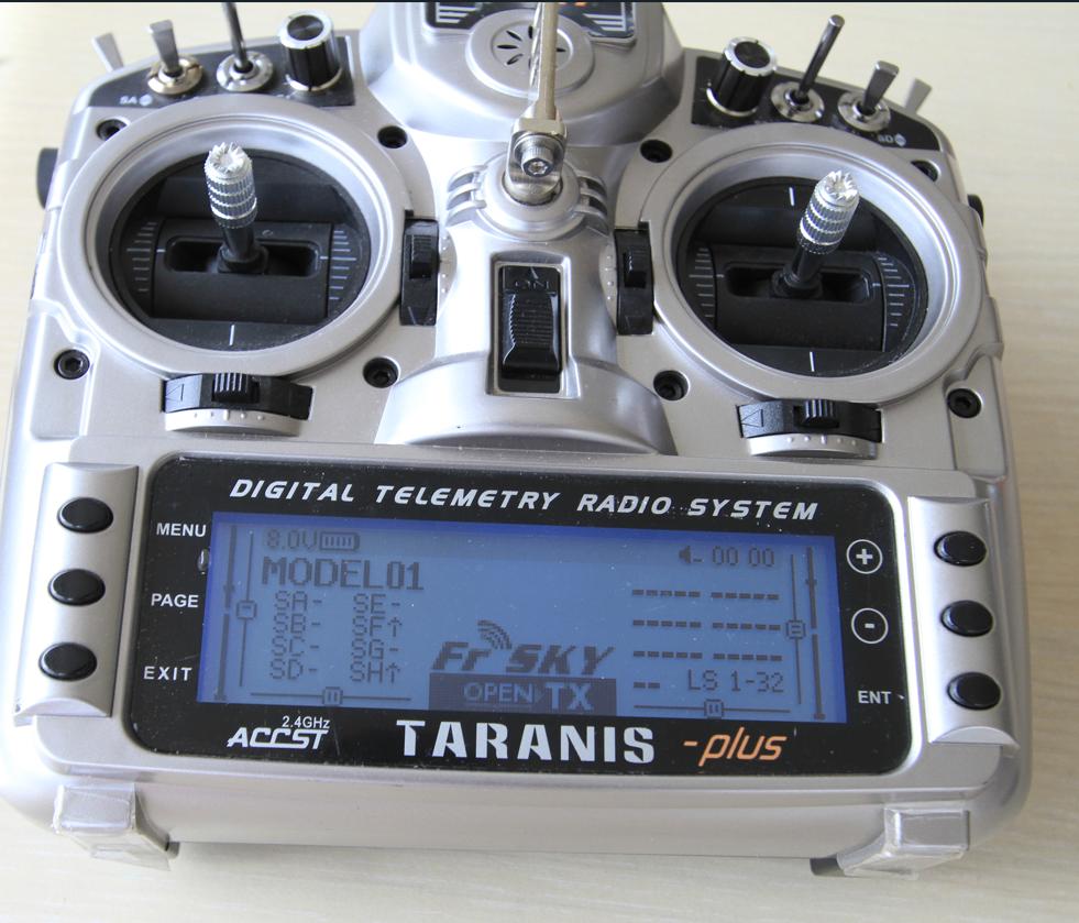 RC controller Taranis 9XD plus, Enlèvement, Comme neuf