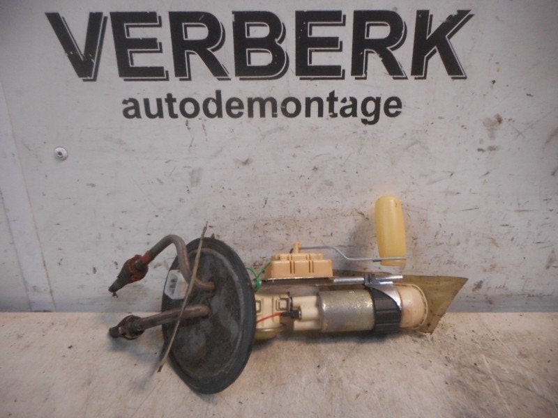 POMPE CARBURANT ELECTRIQUE Ford Fiesta 3 (01-1989/12-1996), Henry-Ford-Straße  1
50735  Köln, DE, Ford-Werke GmbH, Kunden@ford.com