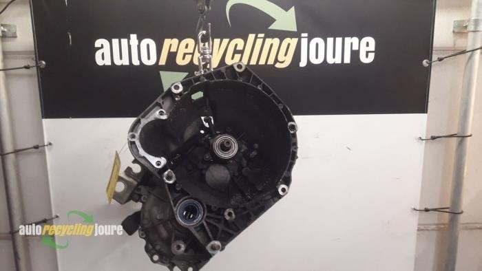 Boîte de vitesse d'un Alfa Romeo 147, -, -, 3 mois de garantie, Utilisé