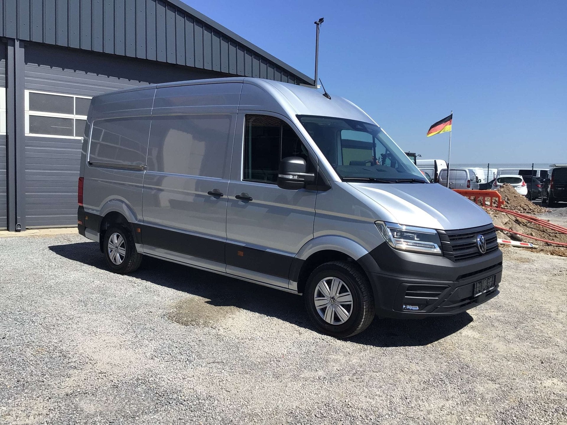 Volkswagen Crafter l3h3 180pk automaat 2025 10km 43950e ex, Euro 6, Entreprise, 3 places, 5 portes