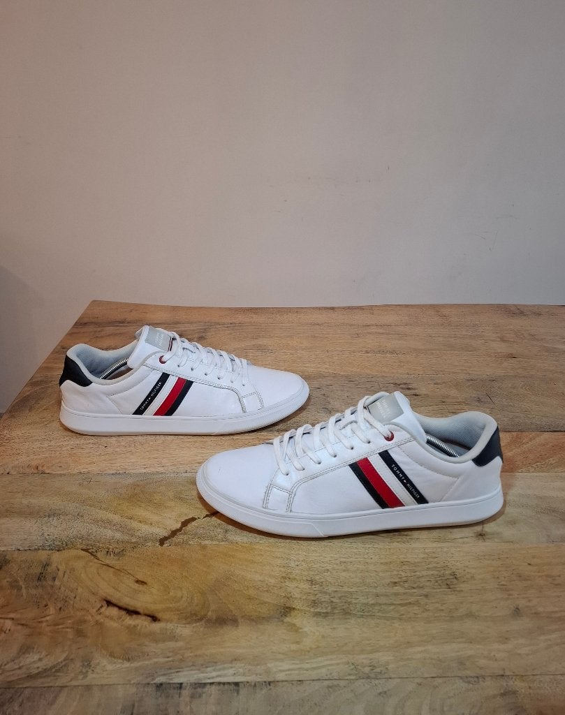 Tommy Hilfiger Essential Leather sneakers heren 46, Kleding | Heren, Schoenen, Wit, Ophalen of Verzenden, Sneakers, Tommy hilfiger