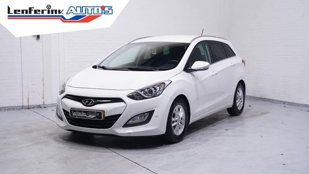 Hyundai i30 Wagon 1.6 GDI Business Edition Navi PDC v+a Clim, Wit, Onderhoudsboekje, Overige kleuren, Navigatiesysteem