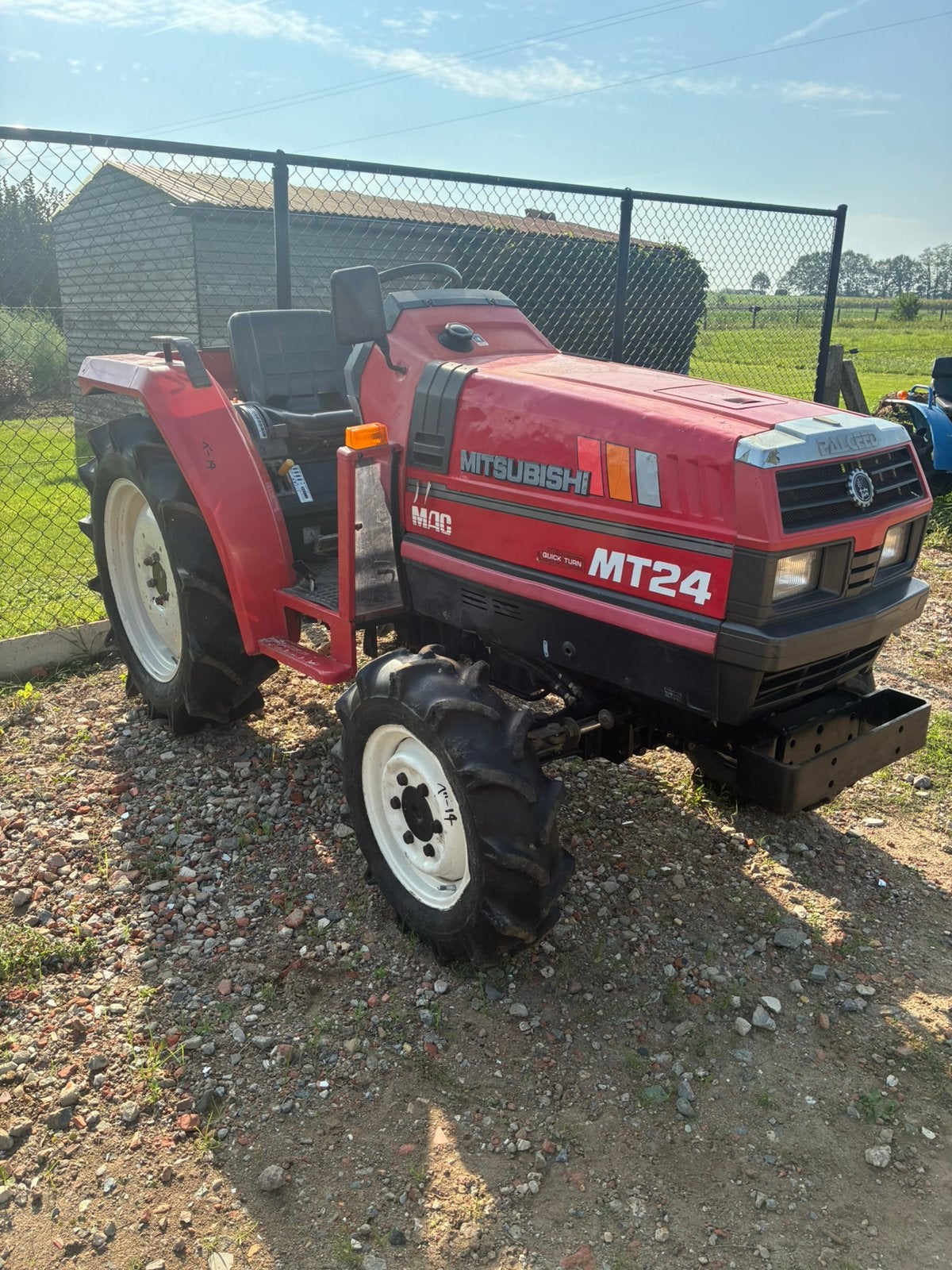 Minitractor Mitsubishi MT24, Enlèvement