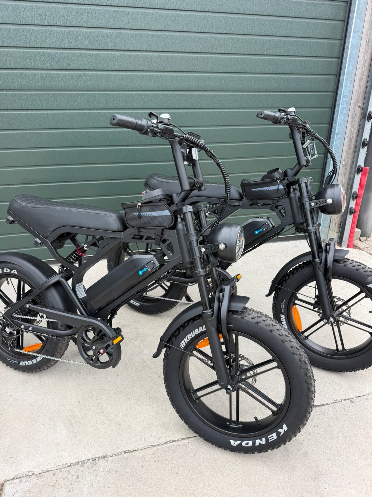 2 fatbike v20 nieuw samen 1350 euro nieuwe, Fietsen en Brommers, Ophalen, Zo goed als nieuw