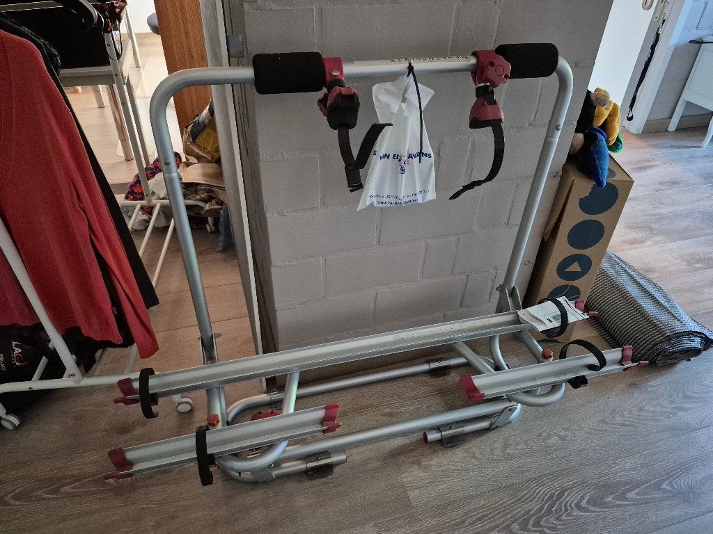 fietsenrek kantelbaar op dissel caravan, Ophalen, 2 fietsen, Gebruikt, Fietsendrager-accessoire