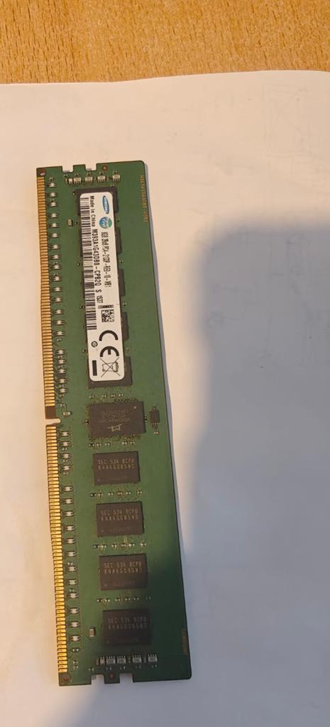 M393A1G43DB0-CPB2Q DDR4 ECC, Informatique & Logiciels, Mémoire RAM, DDR4, Enlèvement ou Envoi