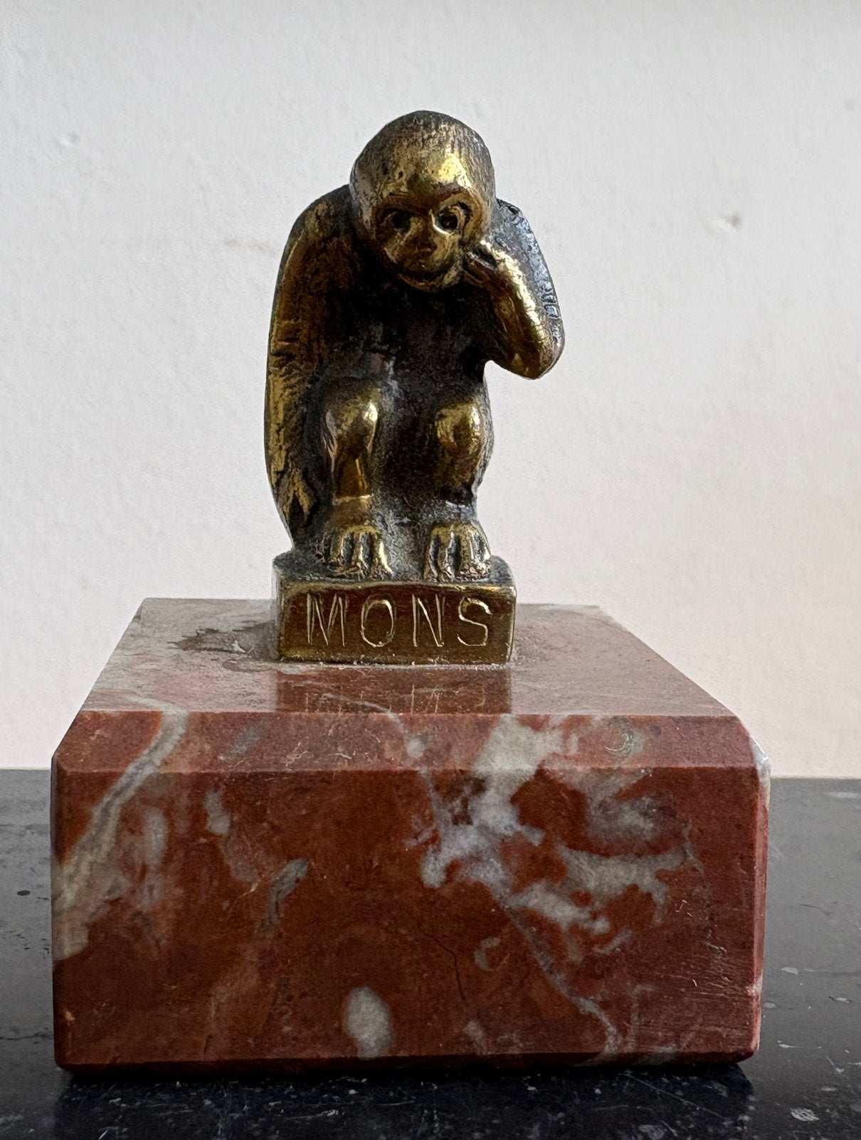 Sculpture “Le Singe du Grand'Garde” de Mons, Antiquités & Art, Enlèvement ou Envoi, Bronze