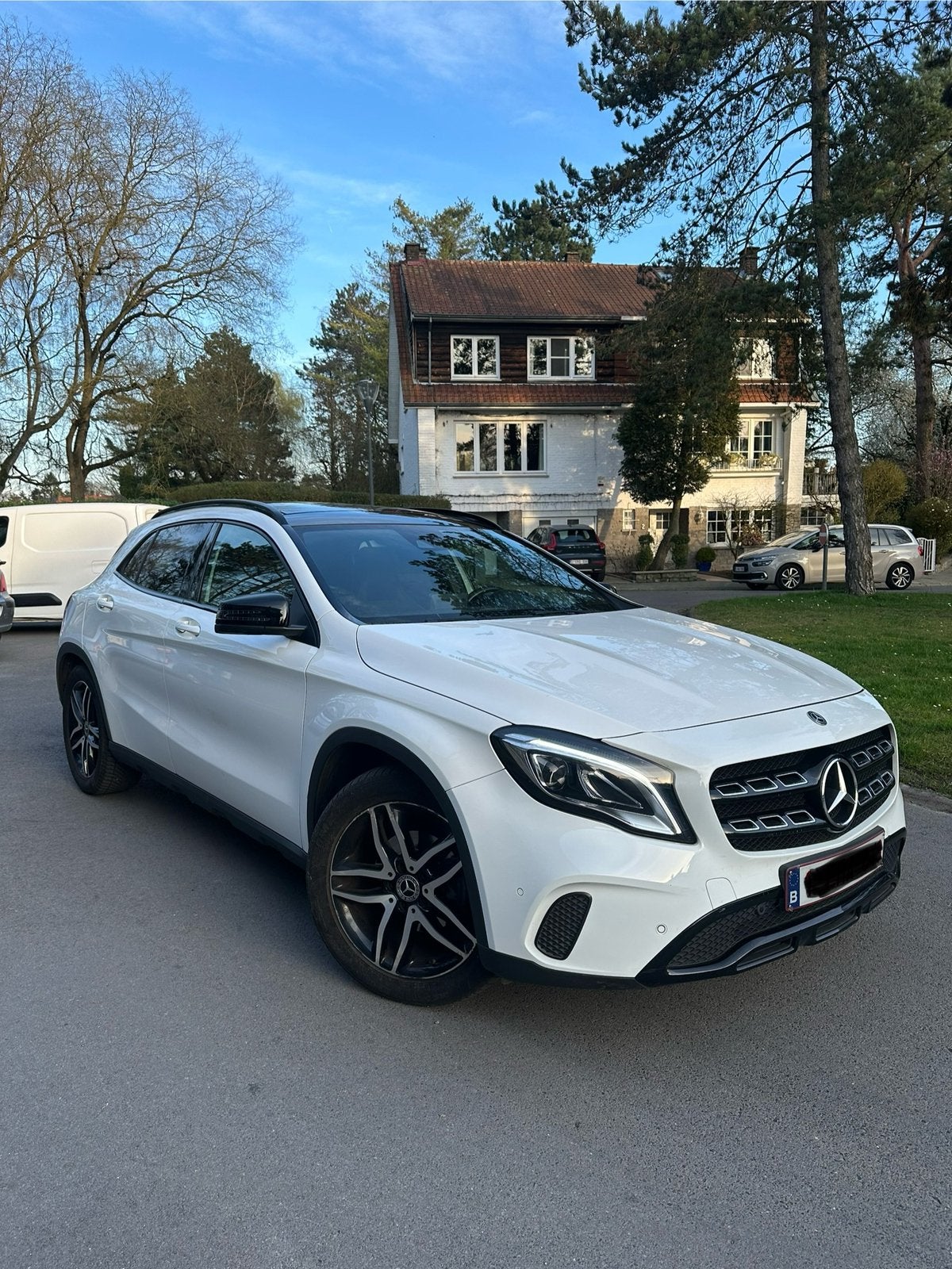 Mercedes-Benz GLA 180 Night Package Edition, Autos, 90 kW, Euro 6, Carnet d'entretien, Automatique