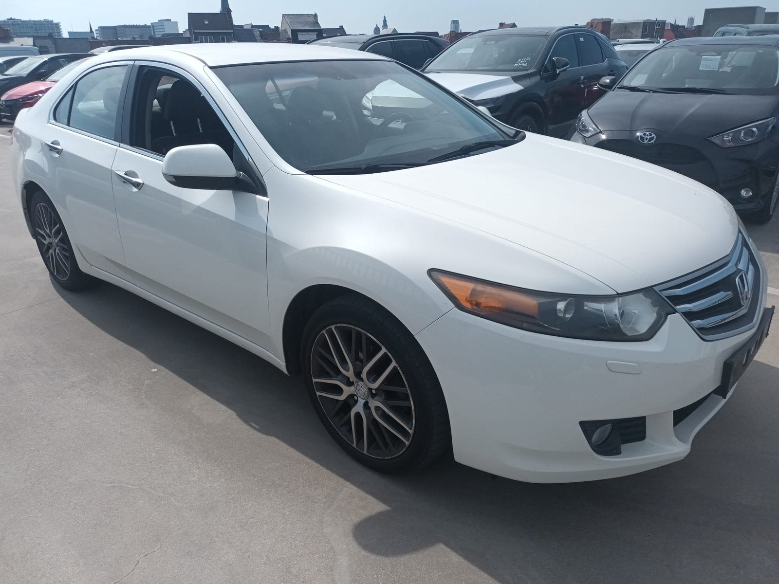 HONDA ACCORD 2.0 AUTOMAAT 110.000KM AIRCO 9500€, Auto's, Honda, Parkeersensor, Stof, 4 cilinders, Wit
