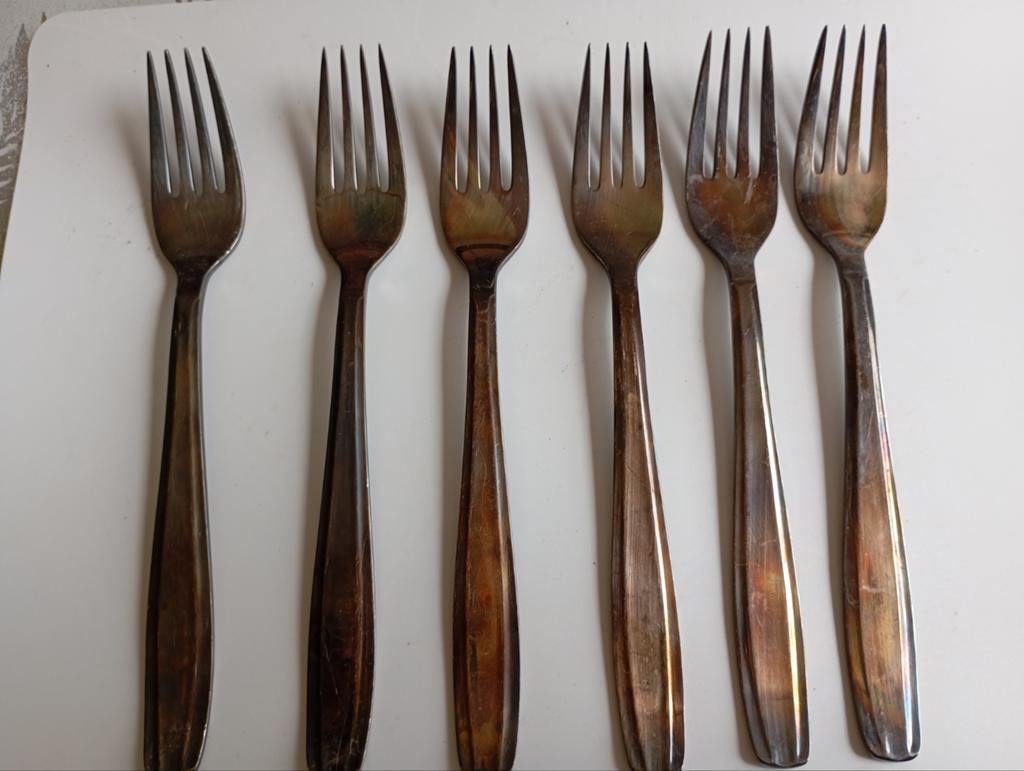 Fourchettes et cuillères vintage