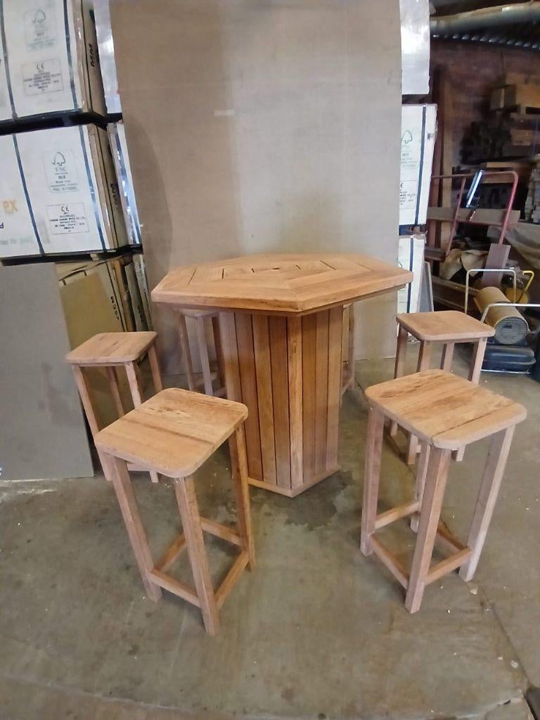 Bartafel met stoelen, Ophalen, Nieuw