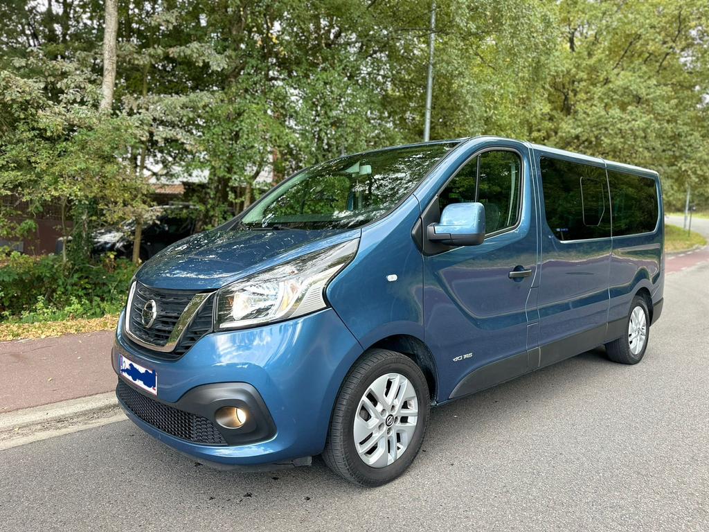 Nissan NV300 2020 –Nieuwe motor 8 zitplaatsen Perfecte staat, Auto's, Bestelwagens en Lichte vracht, Euro 6, Diesel, 5 deurs, Particulier