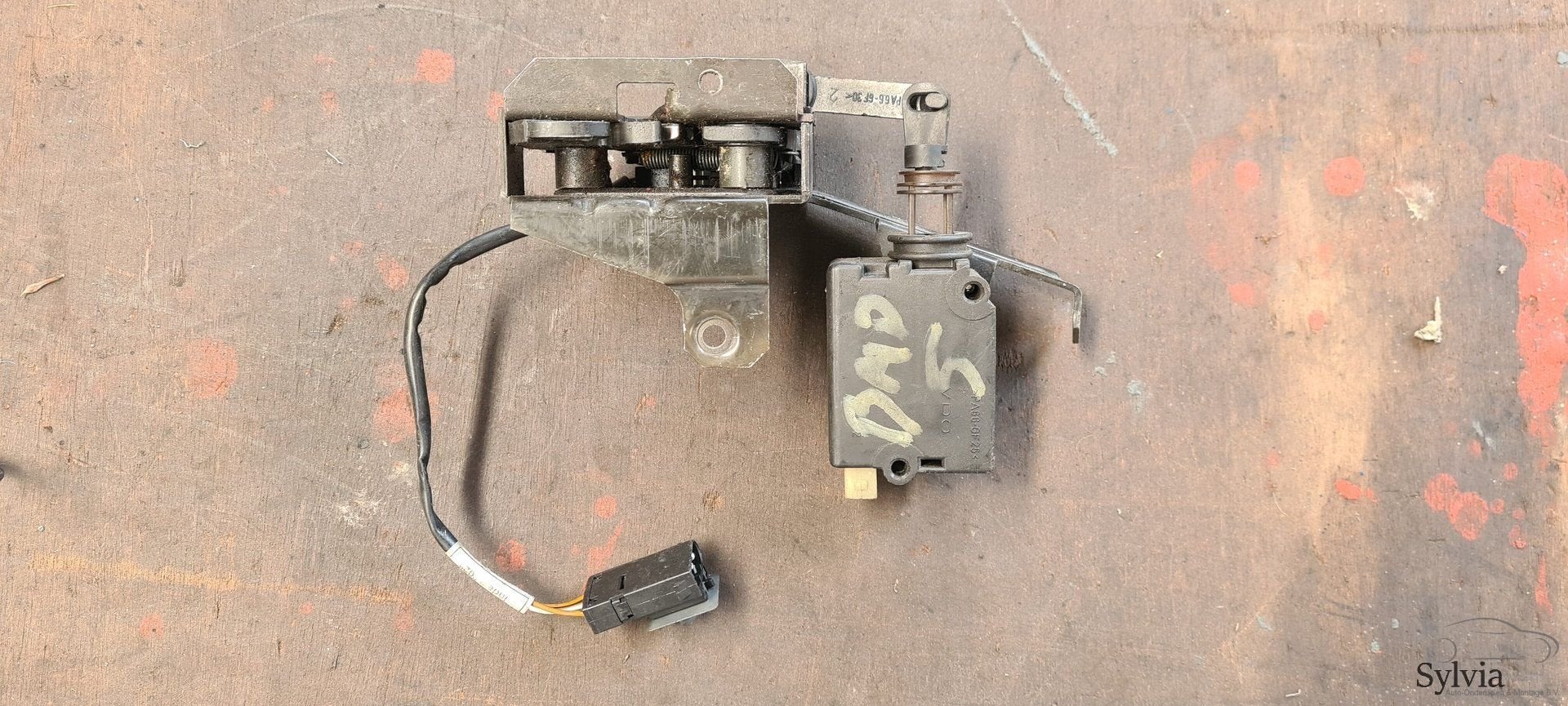 Achterruit slot mechaniek BMW 5 serie E39 Touring 8238469, Auto-onderdelen, Gebruikt, -, -, Ophalen of Verzenden