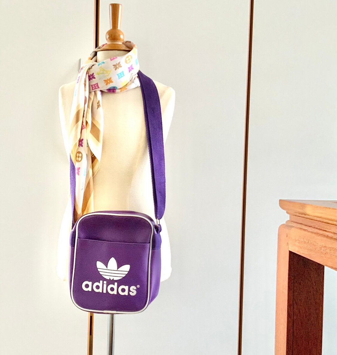 Coole en trendy schoudertas van Adidas, Ophalen, Zo goed als nieuw