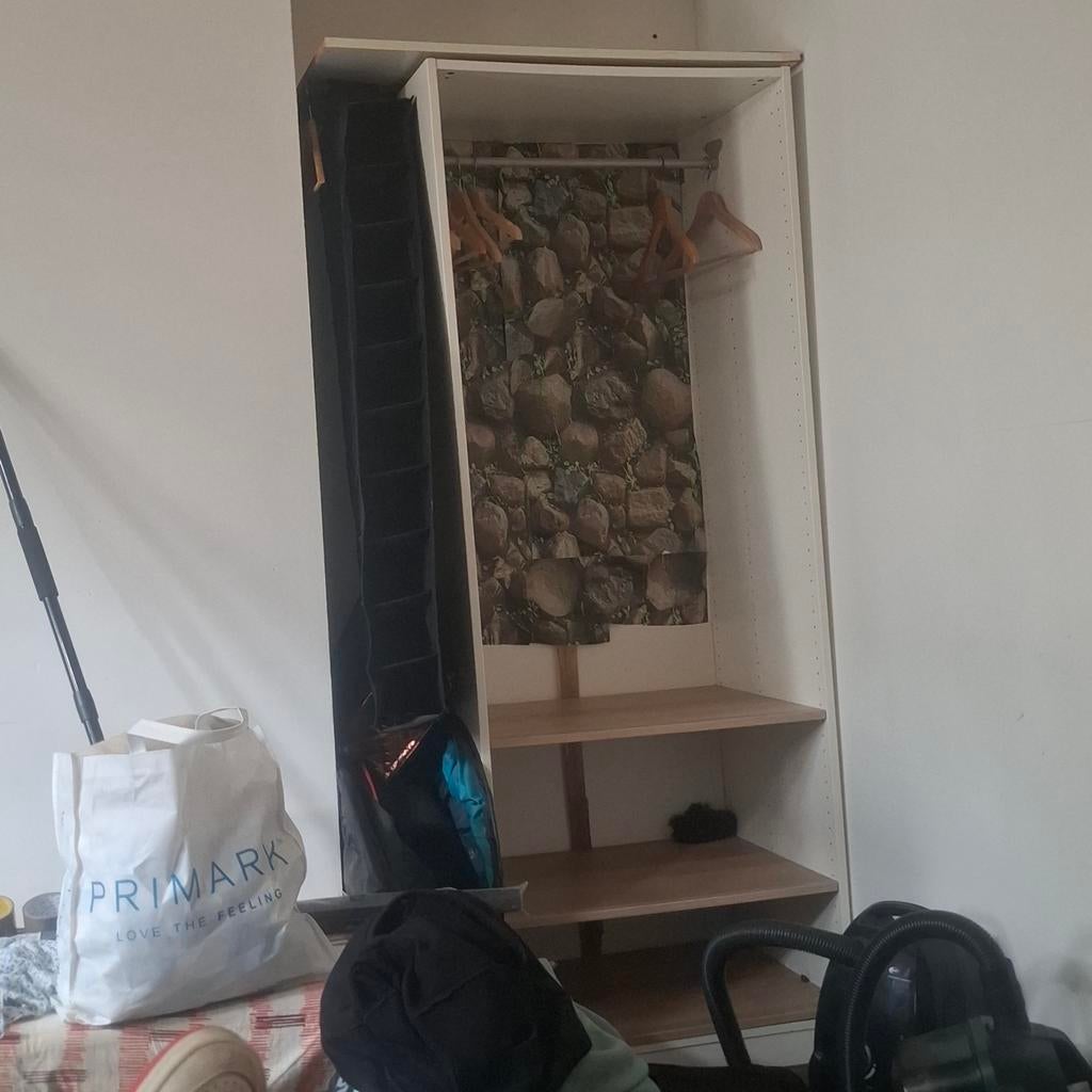 Armoire ikea