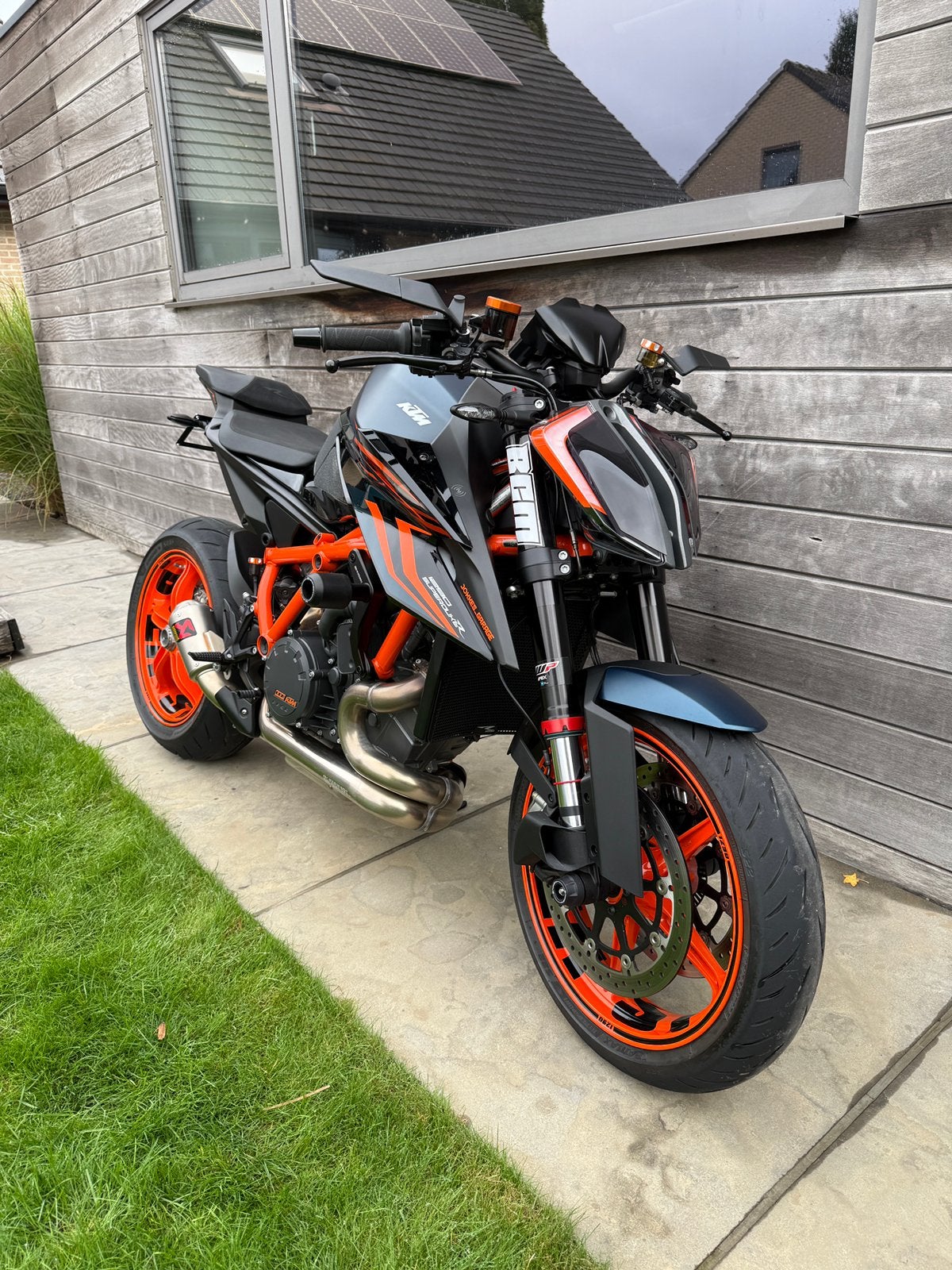 KTM Superduke 1290R  9-1-2023  4868km  Tech Pack, Motoren, 2 cilinders, Occasion, Traction Control, Motorrijbewijs A