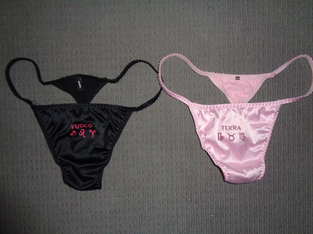 2 satijn strings TEZENIS, Kleding | Dames, Ondergoed en Lingerie, Verzenden, String